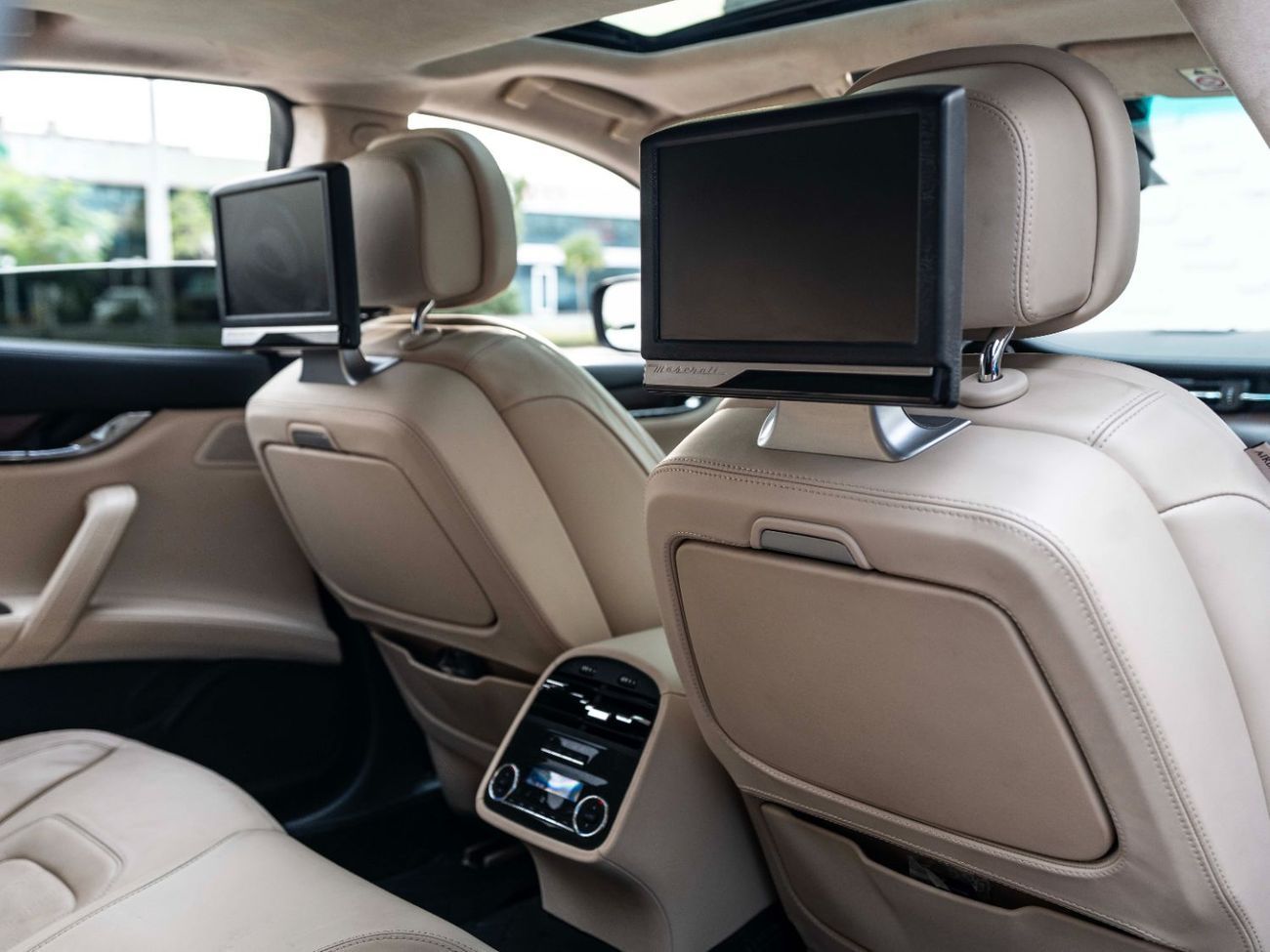 مازيراتي كواتروبورتي GTS 3.8L