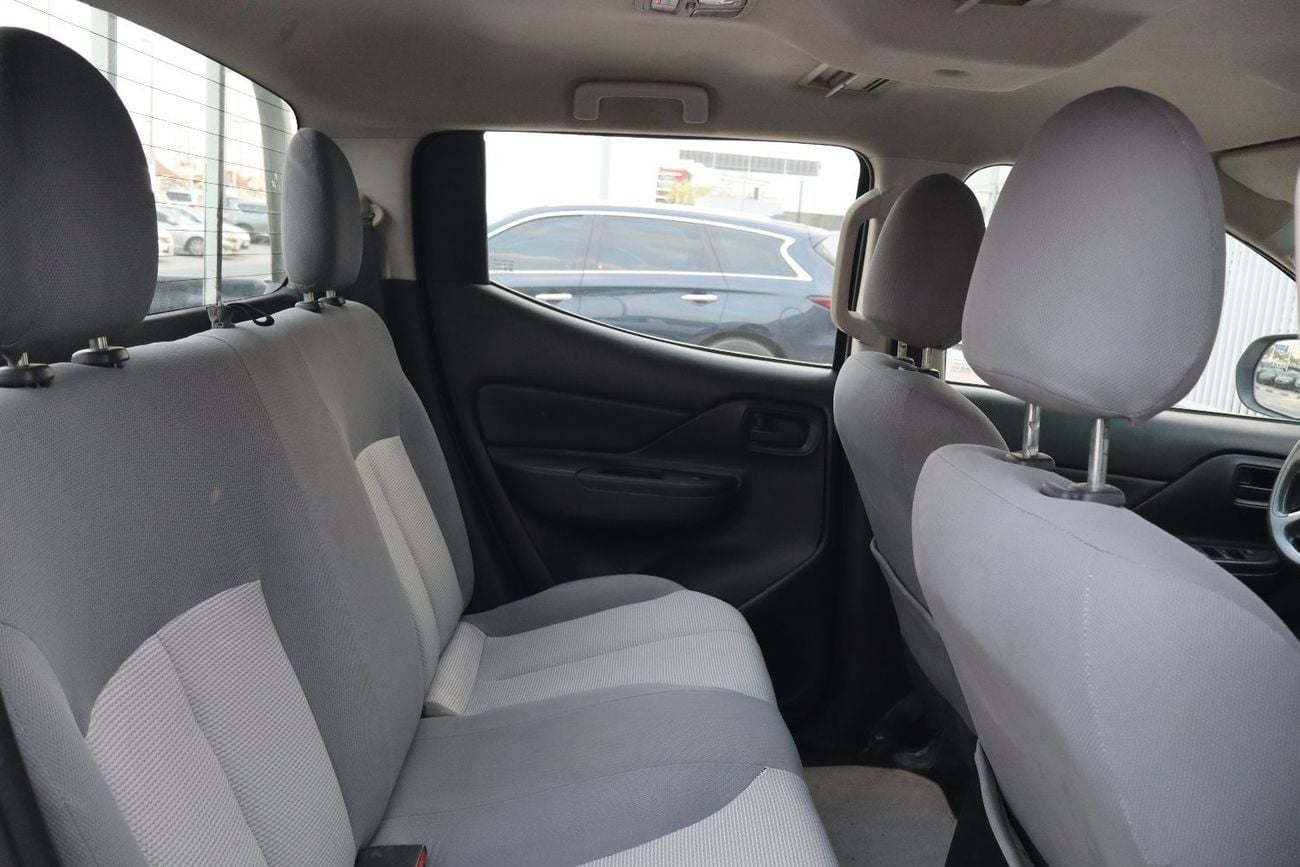 ميتسوبيشي L200 GLS 2.4L