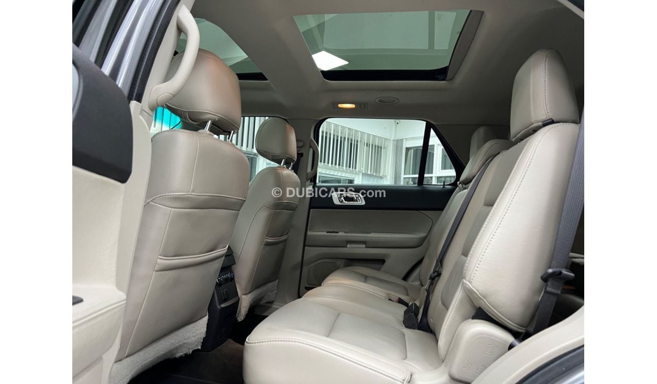 Ford Explorer GCC .. FSH .. XLT .. Panoramic .. V6