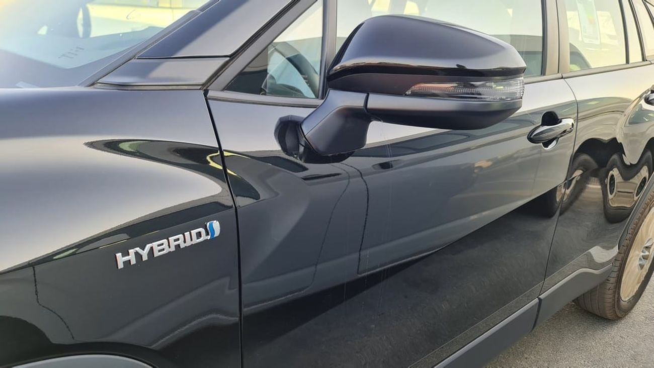 Toyota Corolla Cross 1.8L HYBRID Pet-A/T - SUNROOF - 24YM (EXPORT OFFER)