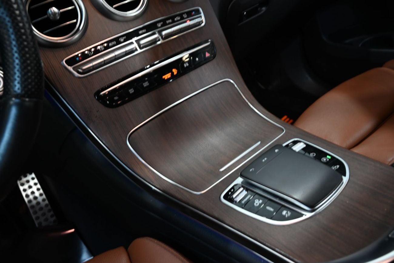 Mercedes Benz GLC 43 AMG 2021 Mercedes-Benz GLC 43 AMG 4Matic, Service History, 1 Year warranty, Clean Title
