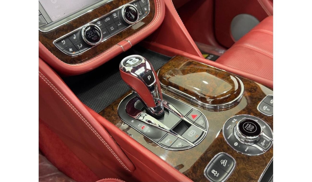 بنتلي بينتايجا W12 2017 Bentley Bentayga W12, Full Service History, Full Options, Excellent Condition, GCC