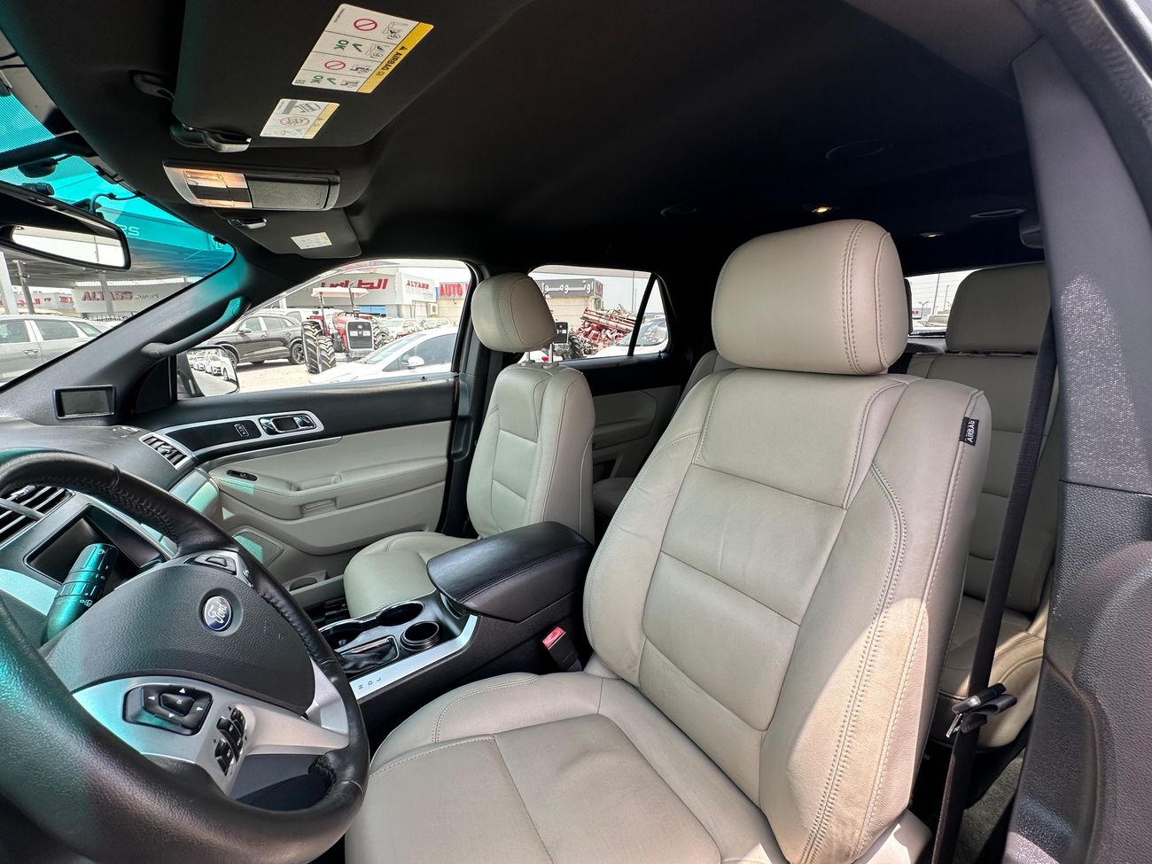 فورد إكسبلورر XLT V4