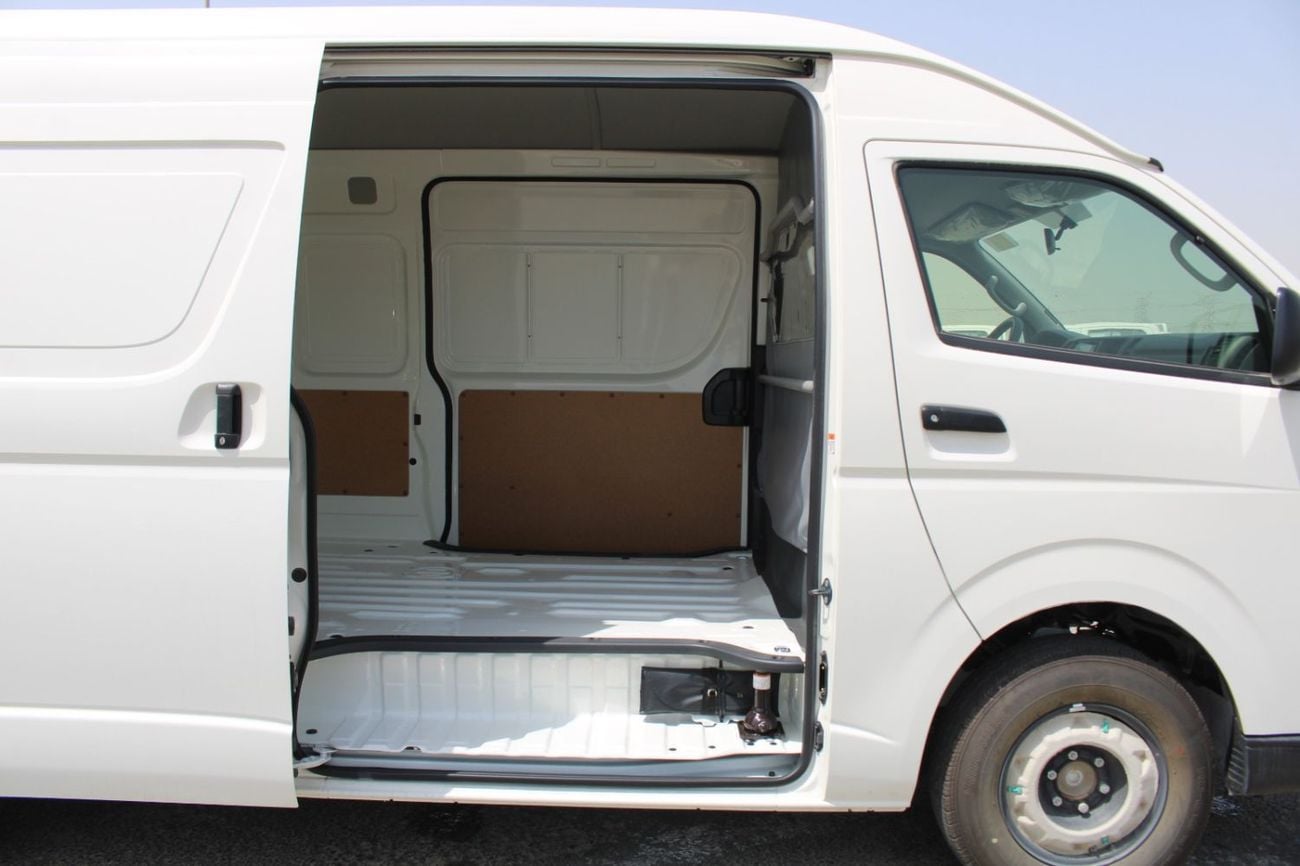 Toyota Hiace DX TOYOTA HIACE 2.7L PETROL 3 SEATER CARGO HIGH ROOF MANUAL