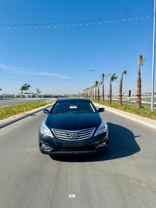 Hyundai Azera GLS. Inhouse finance for 1 year . Korean specs