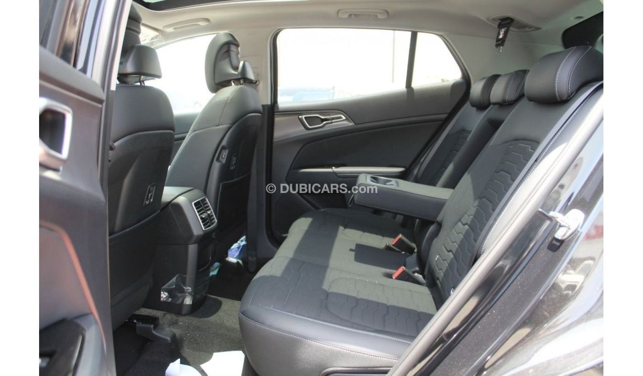 Kia Sportage ((High Line)) Turbo 1.6L petrol fwd 2022  Black color, heater seats, Electric tailgate