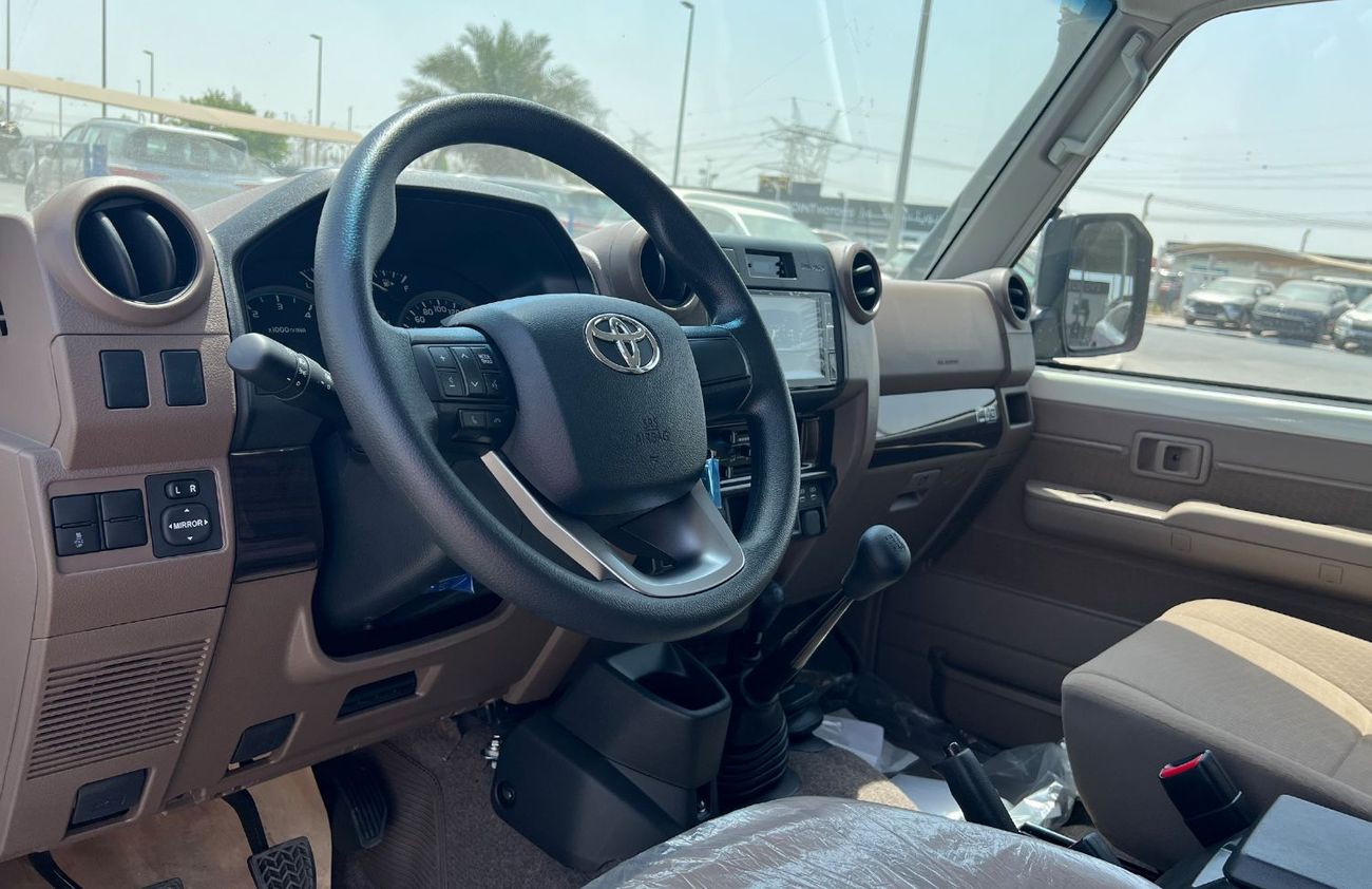 Toyota Land Cruiser LX 4WD GCC Specification