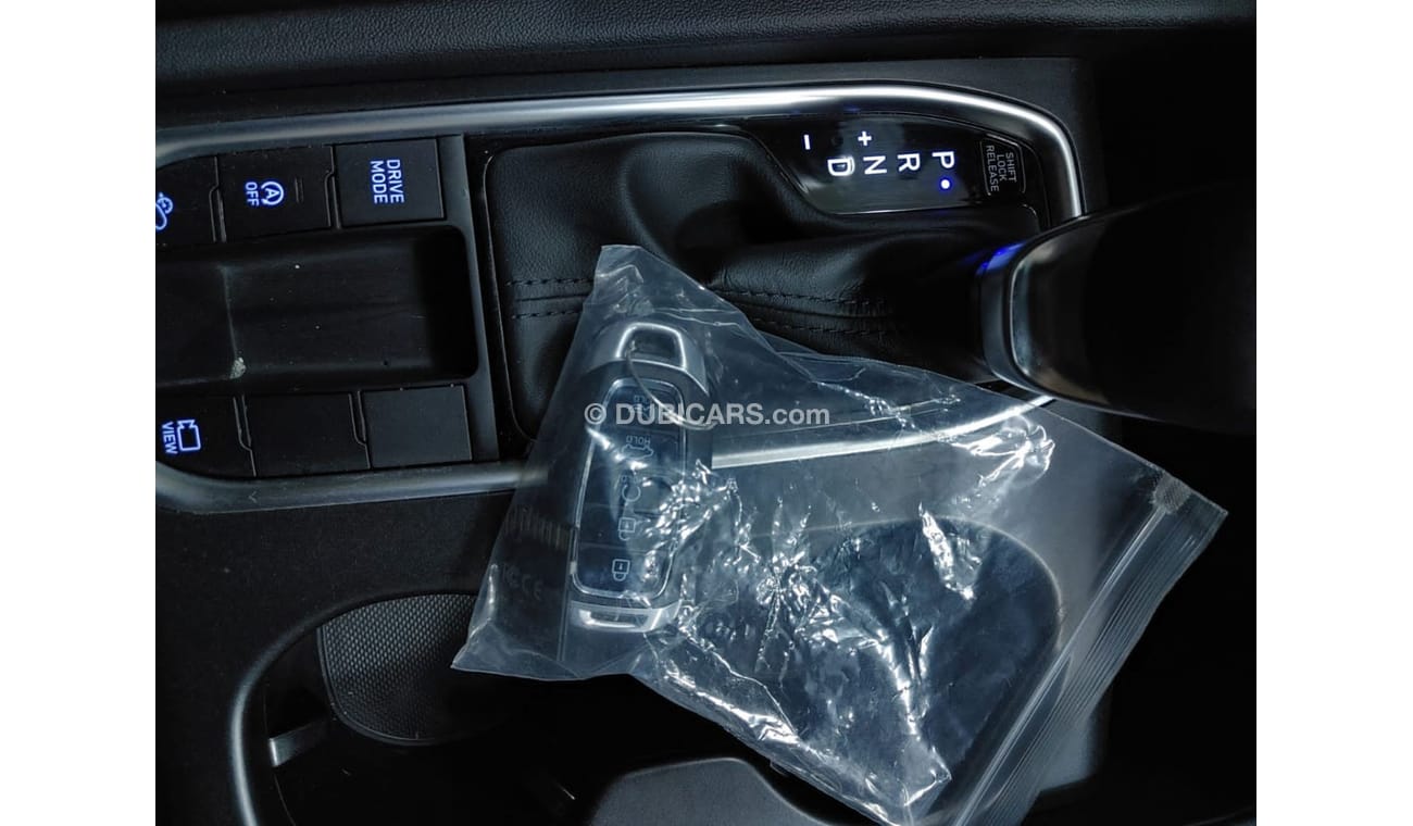 هيونداي سانتا في Hyundai santafe 2020 diesel full option without sunroof