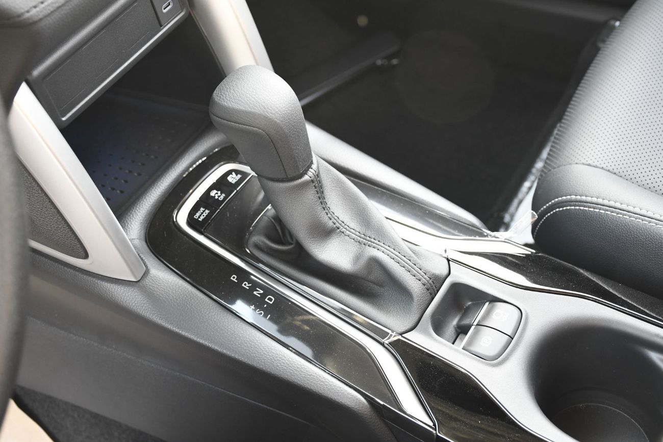 Toyota Frontlander 2.0L Hybrid China GCC ( Ready Stock )