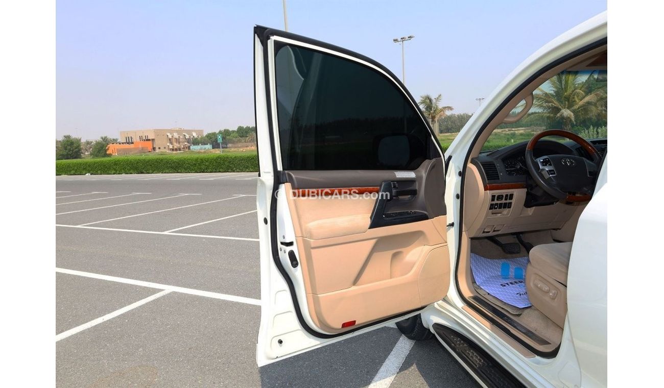 Toyota Land Cruiser 2013 EXR 4.0L V6 A/T PETROL | EXCELLENT CONDITION | READY TO DRIVE | GCC SPECS