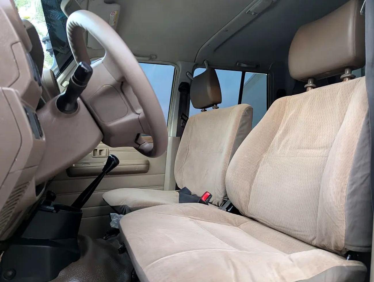 تويوتا لاند كروزر 70 LAND CRUISER PICK UP LC 79 SERIES DIESEL V8 4.5L GCC IN EXCELLENT CONDITION