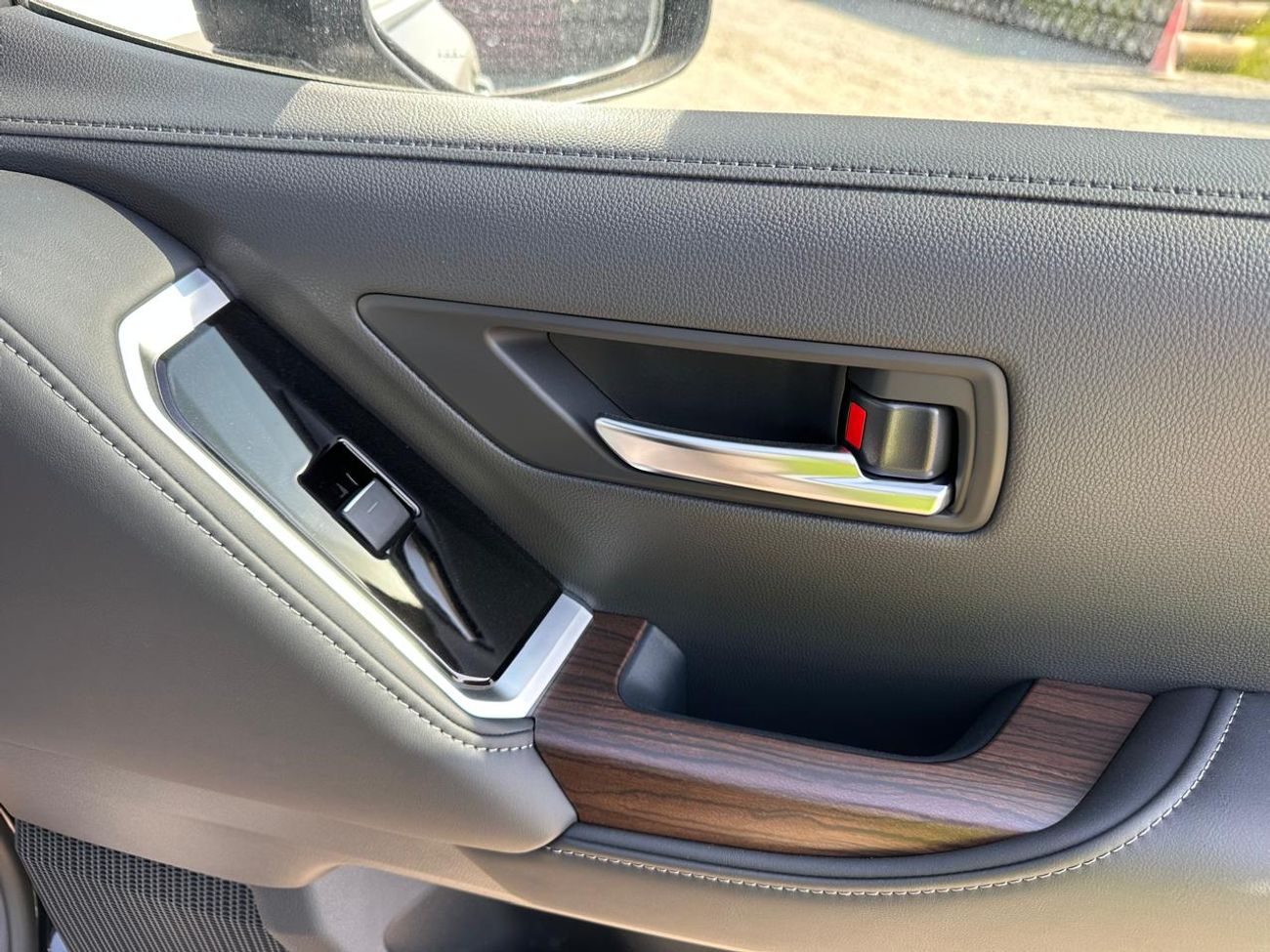 Toyota Land Cruiser GXR4 3.5L FULL OPTION