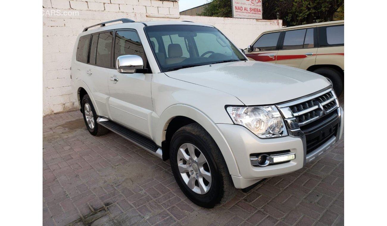 Mitsubishi Pajero Full option clean car Top of the Range