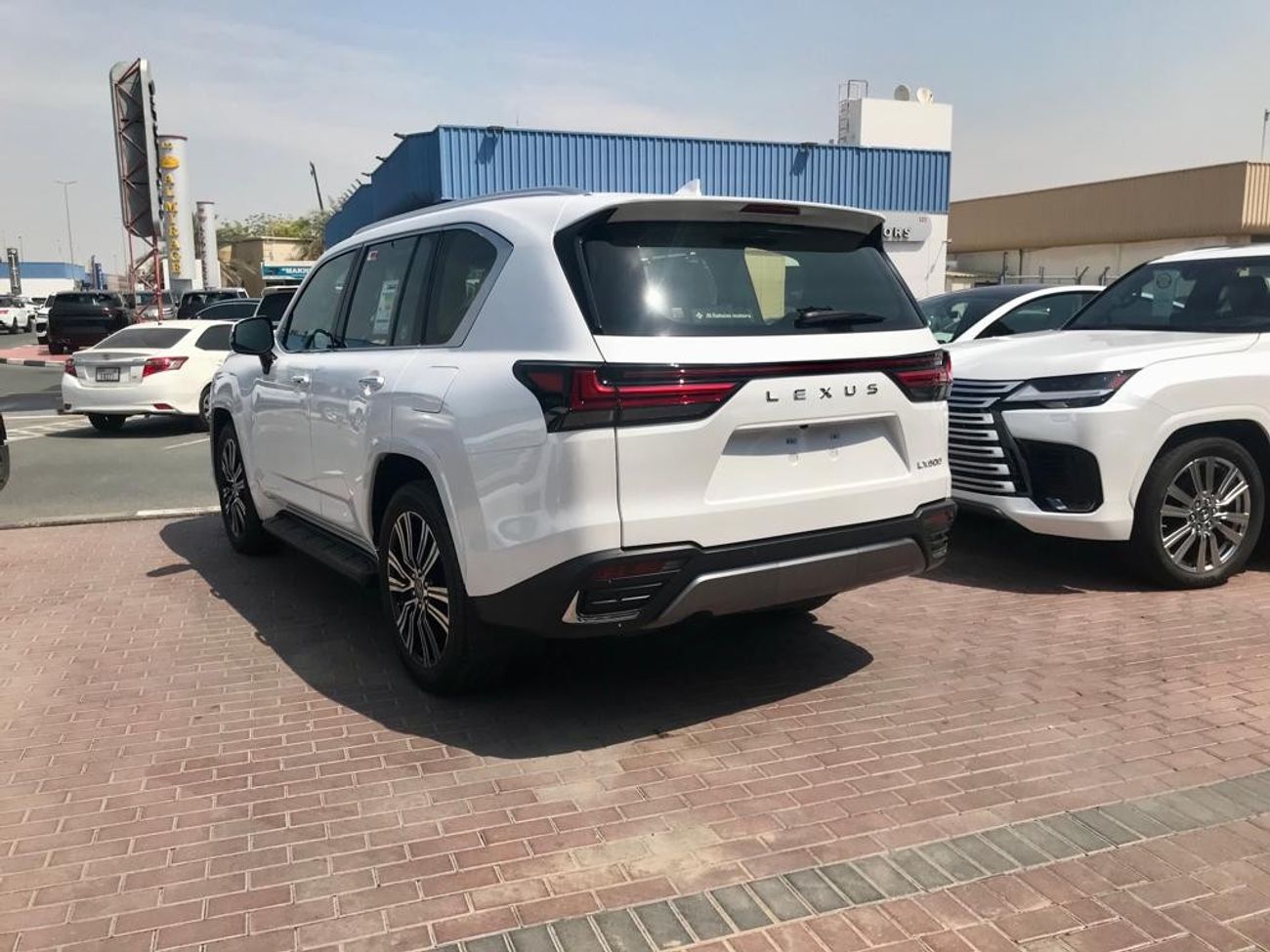 لكزس LX 600 LEXUS LX600 Signature  mark levinson 25 spekar
