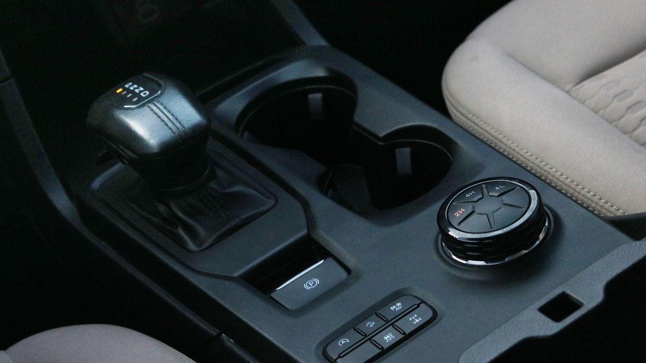 Ford Everest 4x4 2.3 L || Free Agency Warranty || Zero Downpayment Support || Dull Service History