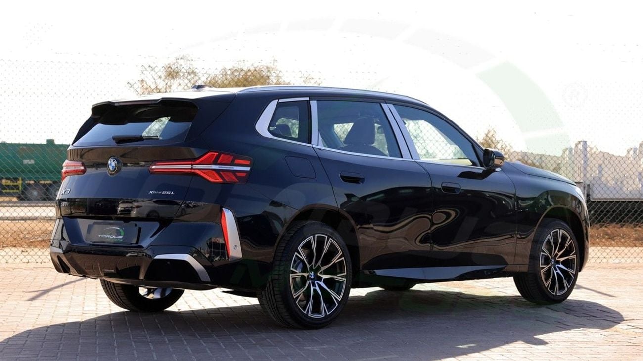 BMW X3 2025 BMW X4 xDrive 30i M 2.0T GCC 0km With 5 YEARS OR 100000 KM Warranty + 3 YEARS OR 60000 KM Servi