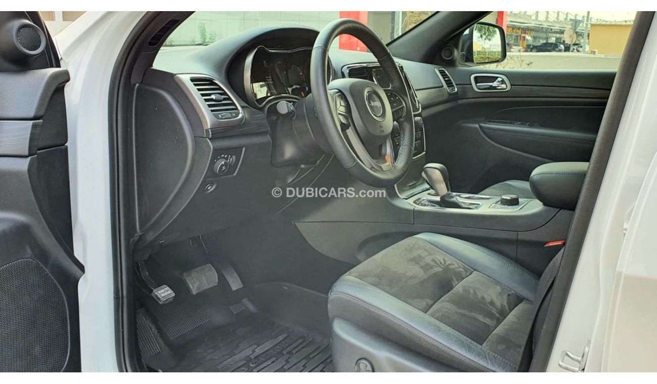 Jeep Grand Cherokee JEEP GRAND CHEROKEE ALTITUDE