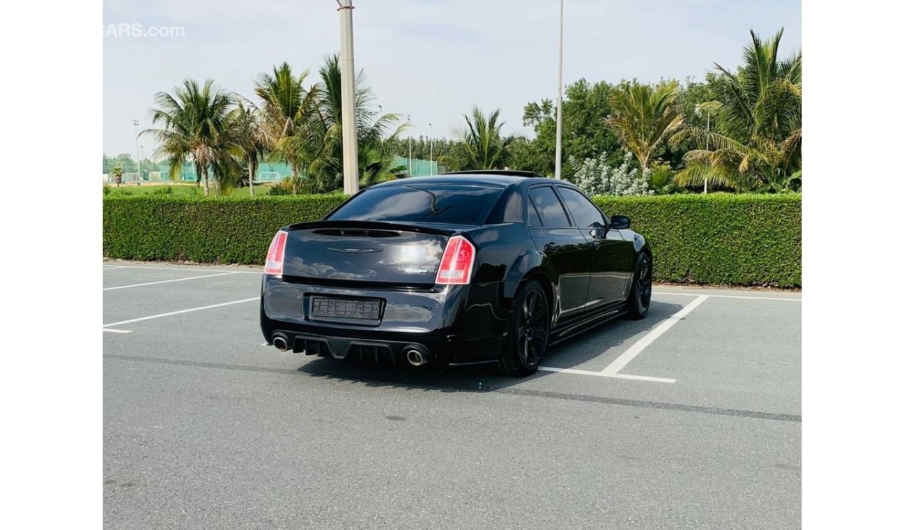 Chrysler 300C SRT8 SRT8 SRT8 Chrysler SRT original pint in very good condition