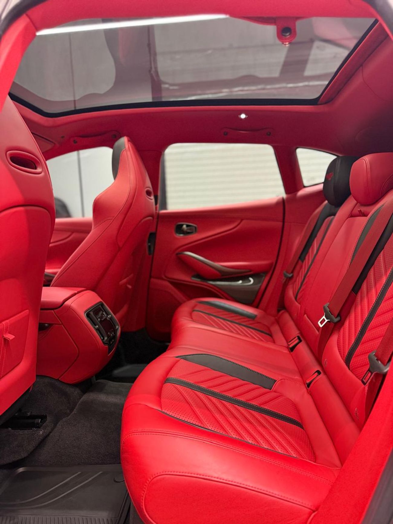 Aston Martin DBX 707 | GCC Specs | Dealer Warranty & Service Contract