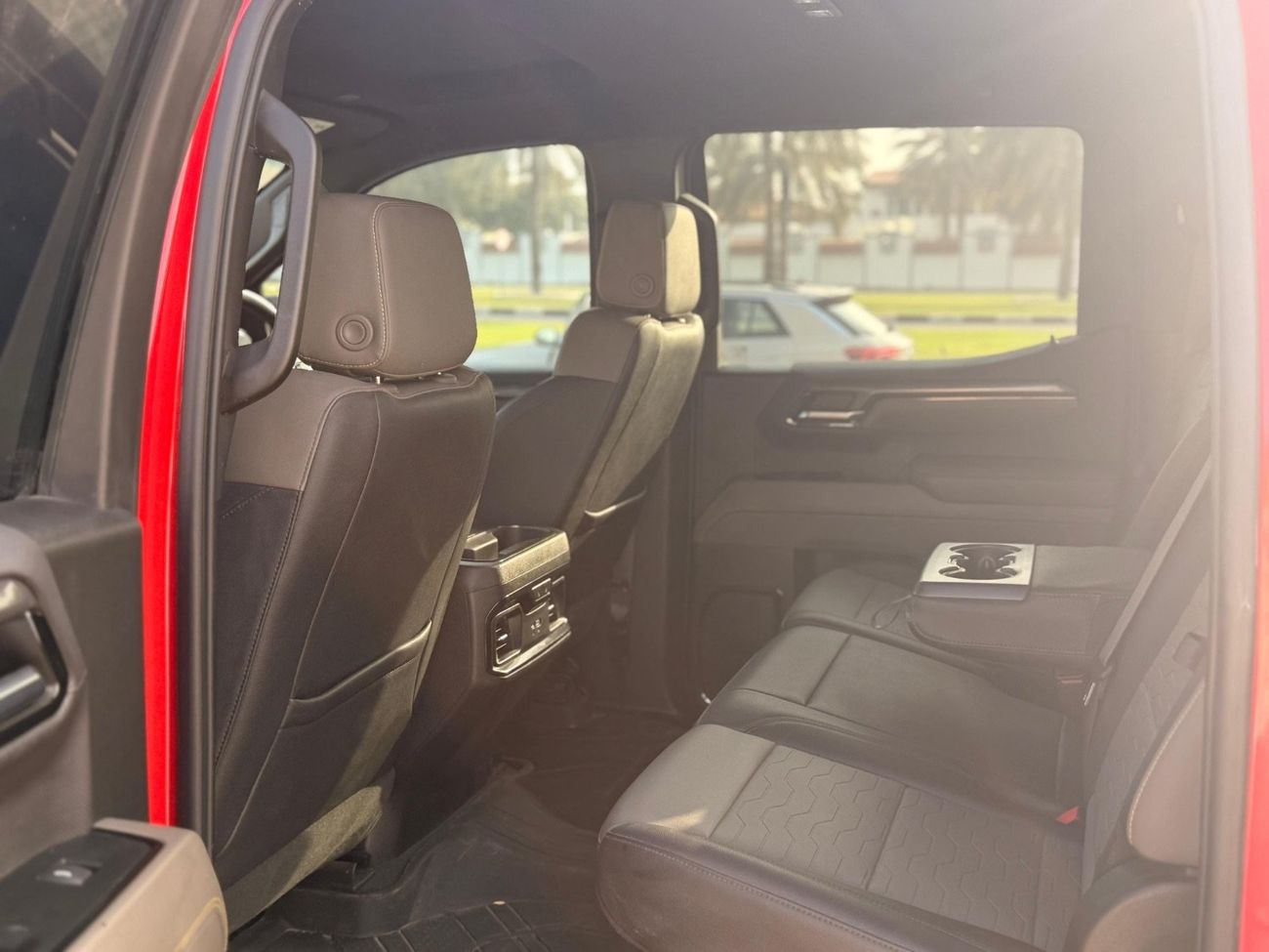 شيفروليه سيلفارادو ZR2 export from Australia