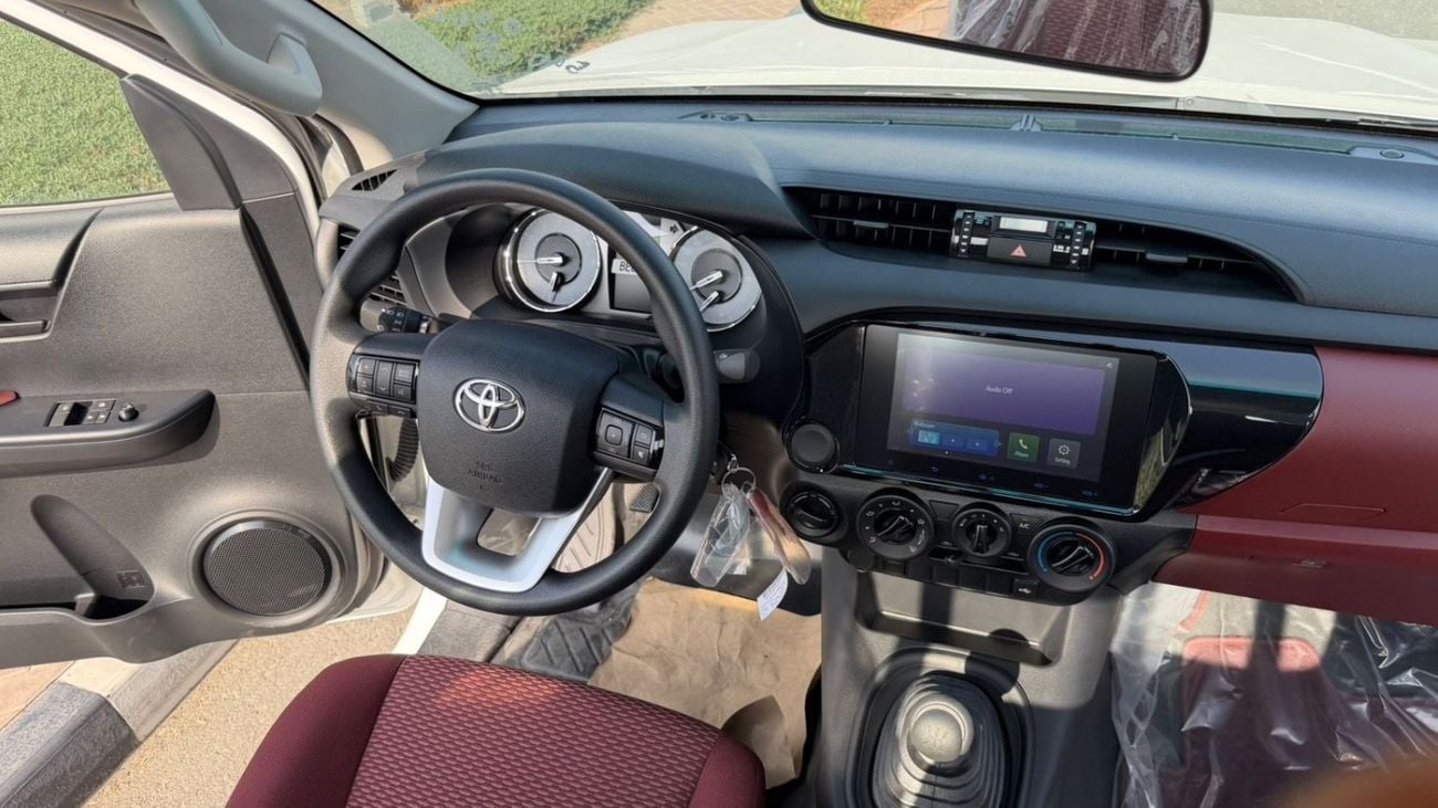 Toyota Hilux Hilux SC 2.7 MT 2026 basic 4x4