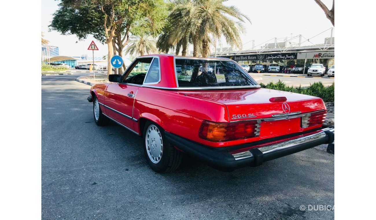 Mercedes-Benz 560 SL CLASSIC CAR 1989 MODEL IN A BEATIFUL CONDITION