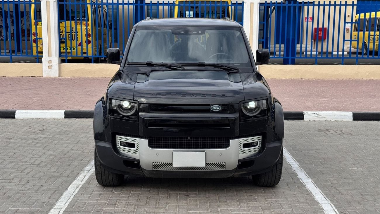 Land Rover Defender P400 110 SE 3.0L (5 Seater)