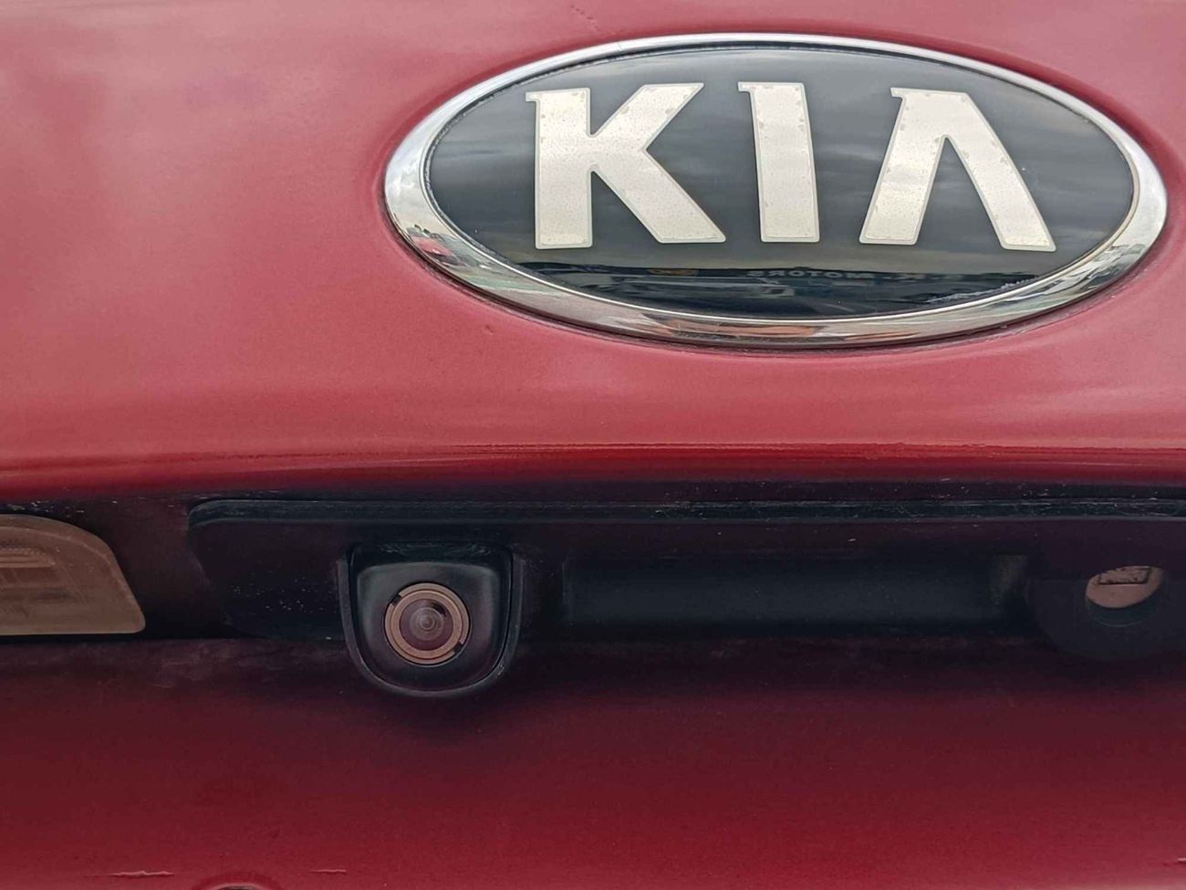 Kia Optima V4 / 2.4L / PANORAMIC ROOF / FULL OPTION LOW MILEAGE(LOT # 41058)