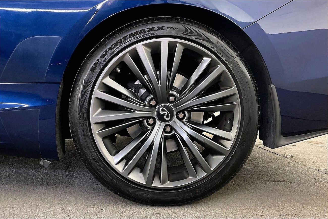 إنفينيتي Q60 Luxe | National Day Celebration | شامل الضمان | 0 ﺪﻔﻋﺓ ﺃﻮﻟﻯ