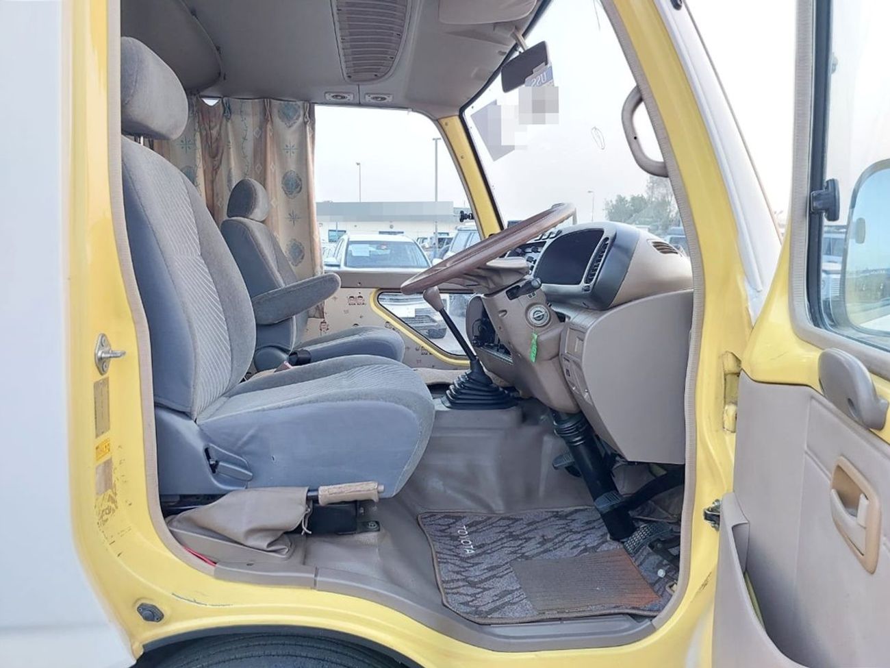 تويوتا كوستر TOYOTA COASTER BUS RHD 1995 MODEL 3.4 L DIESEL MANUAL(PM02756)