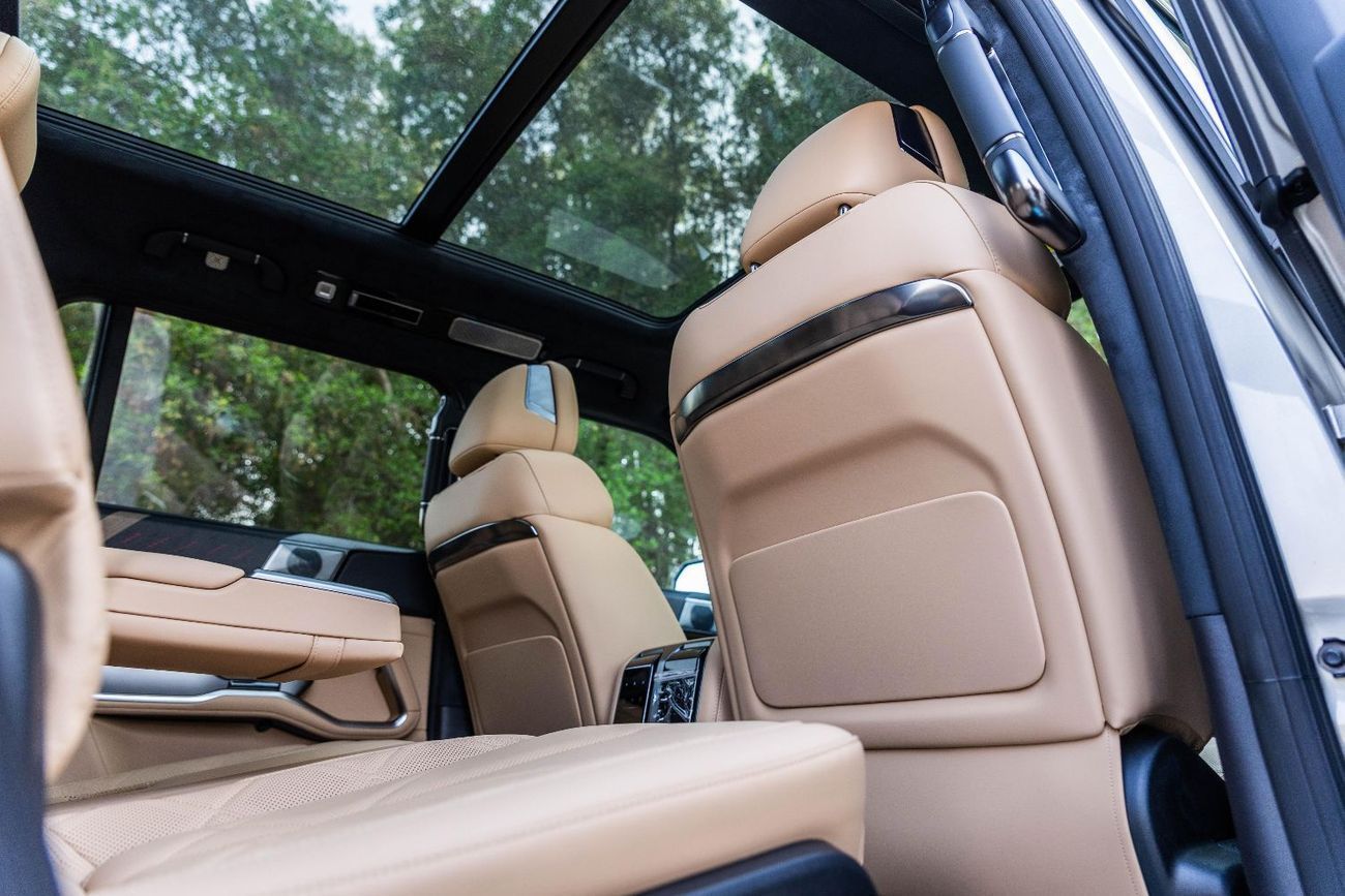 بي واي دي ليوبارد 8 Smart and Brave Flagship Edition (7 Seats)