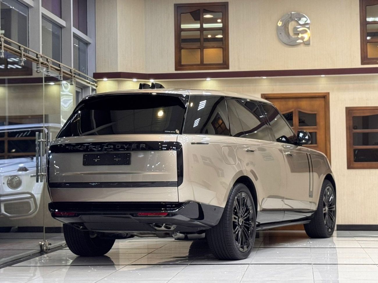 لاند روفر رينج روفر LWB Autobiography P530 4.4L