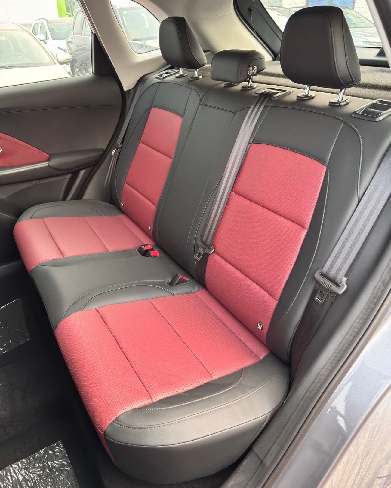 MG ZS LUX