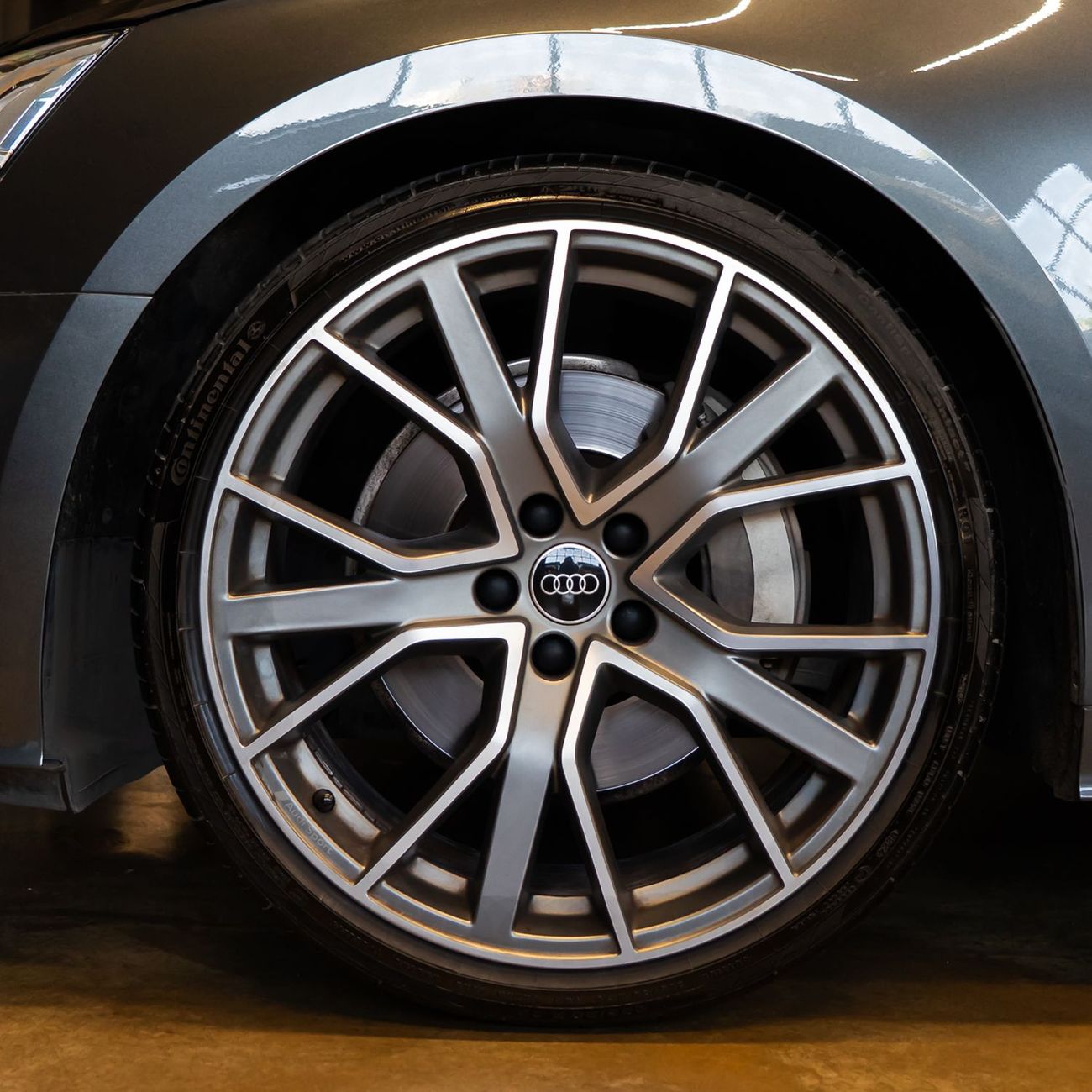 Audi A5 AED 2,969 pm • 0% Downpayment • Audi A5 45TFSI S-line • Agency Warranty And Service Package