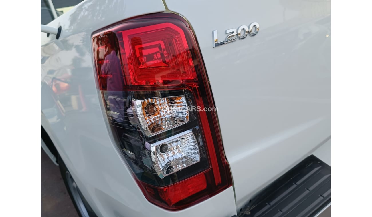 ميتسوبيشي L200 2.5L 4CY MANUAL SINGLE CABIN PICK UP DIESEL