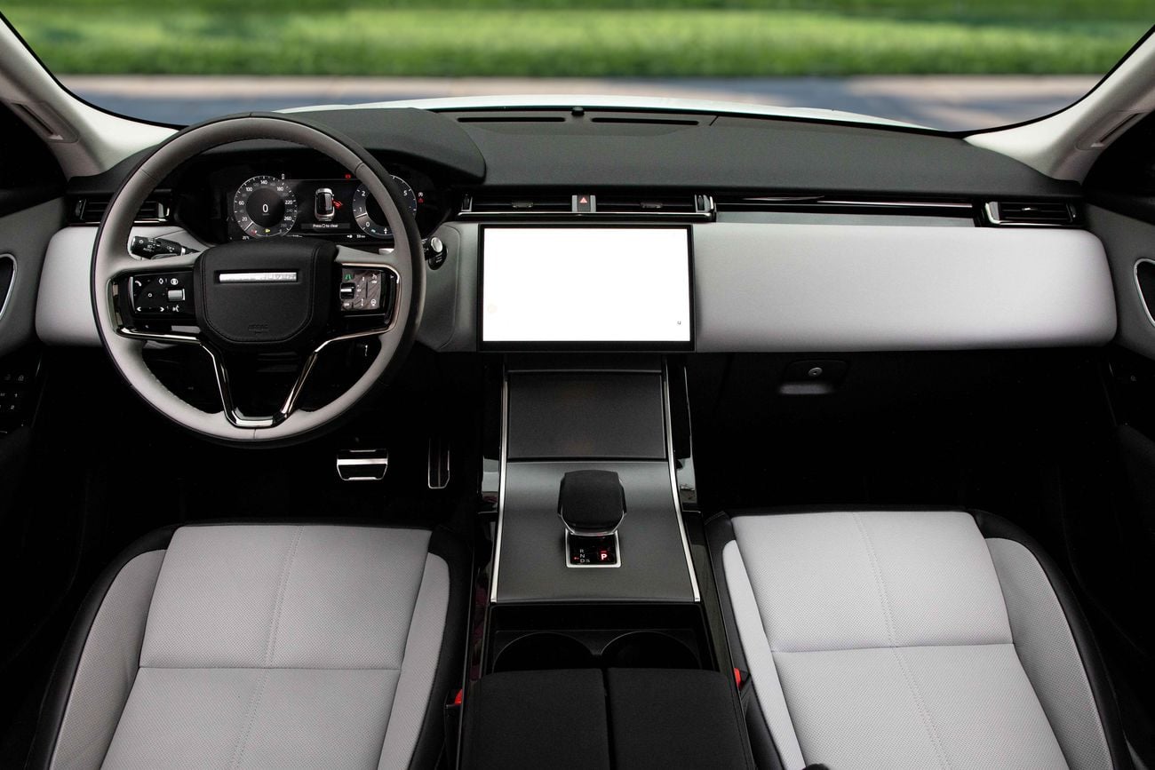 لاند روفر رينج روفر فيلار DYNAMIC SE P250 Range Rover Velar P250 R-Dynamic SE | 4,603 P.M | 0% Downpayment | IMMACULATE!