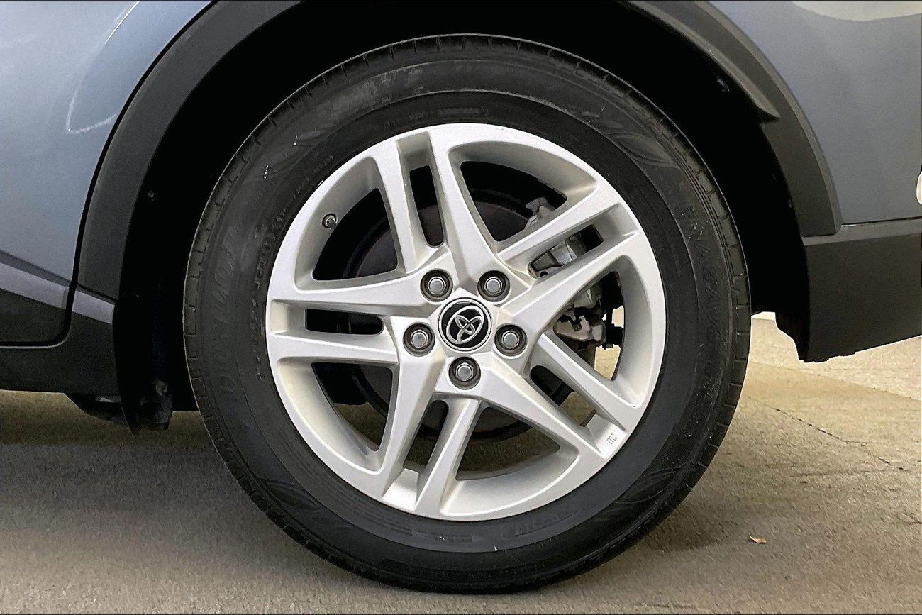 Toyota CHR VX | Guaranteed Warranty | 0 Down Payment