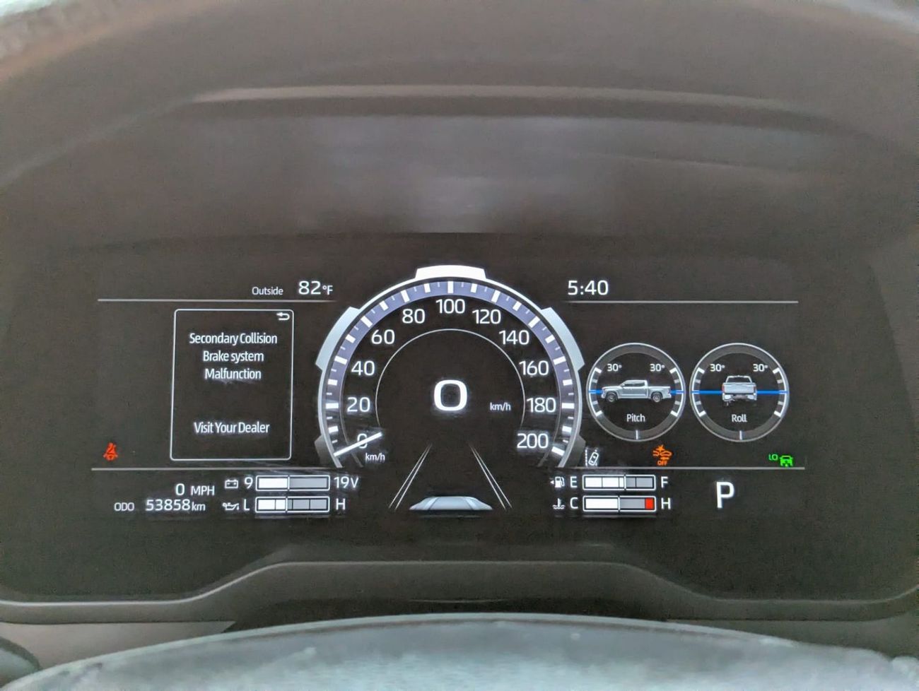 Toyota Tundra Toyota tundra 2023 LHD grey colour