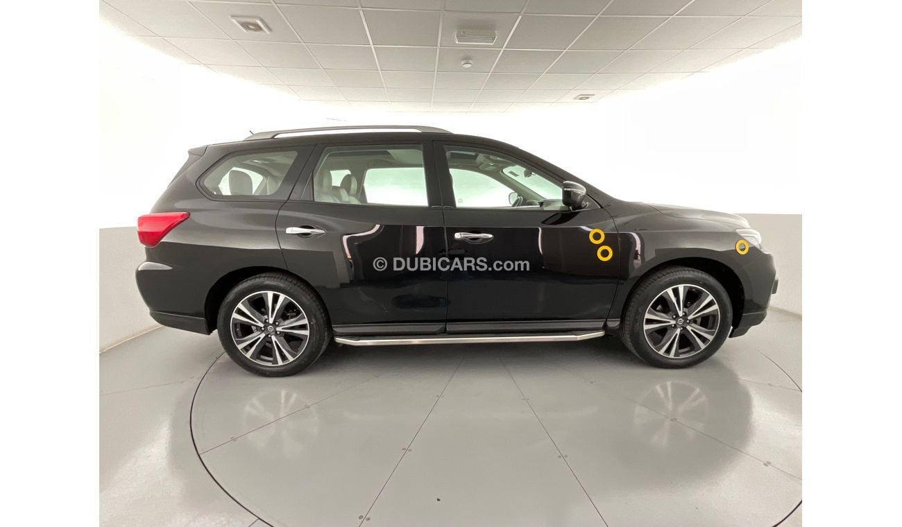 Nissan Pathfinder SV