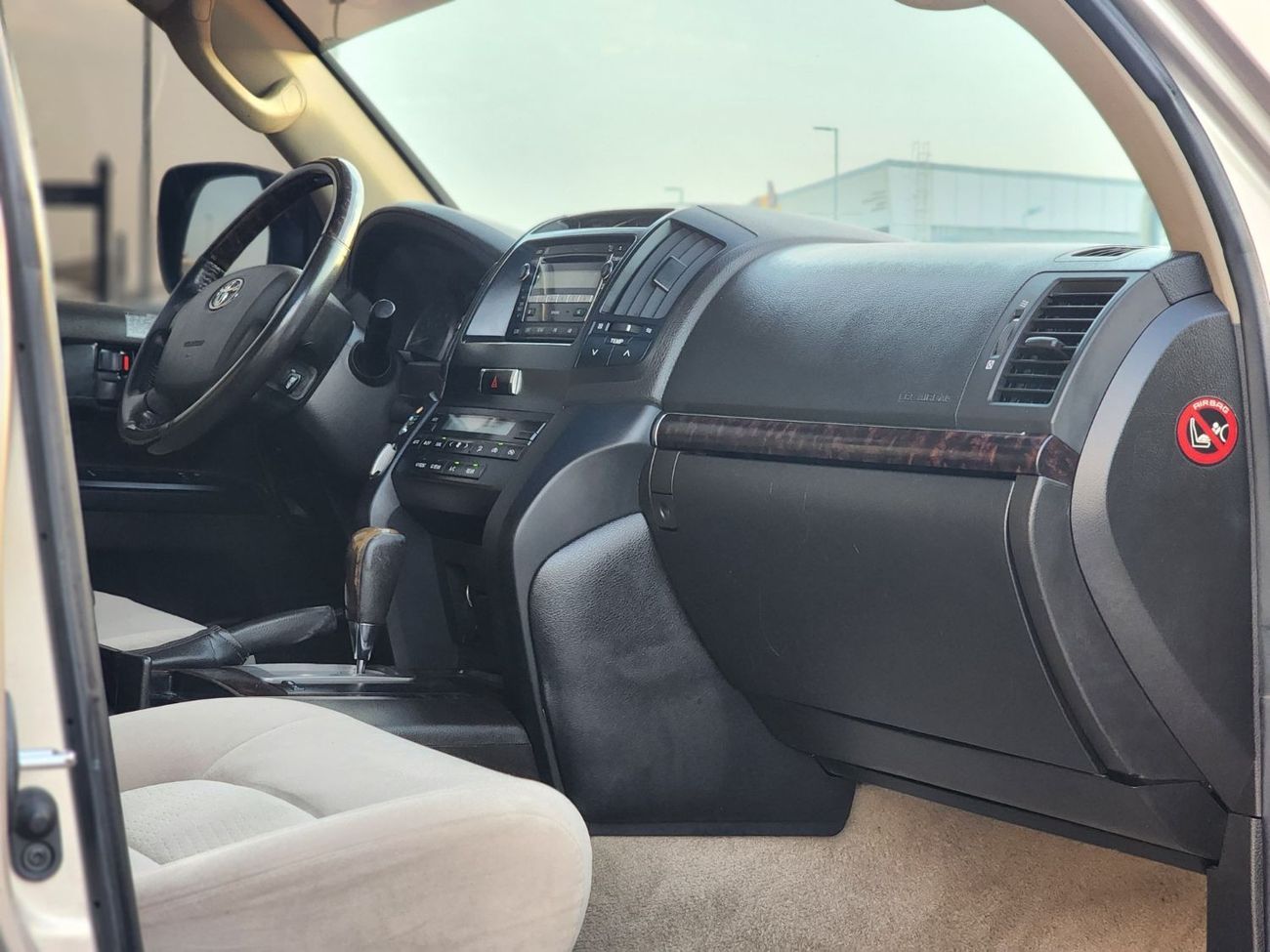 Toyota Land Cruiser GX.R V8