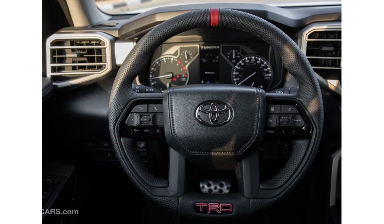 تويوتا تاندرا SR5 TRD OFF-ROAD 4WD.