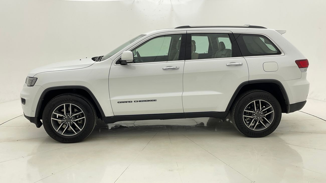 جيب جراند شيروكي LIMITED 3.6 | بدون دفعة مقدمة | اختبار قيادة مجاني للمنزل