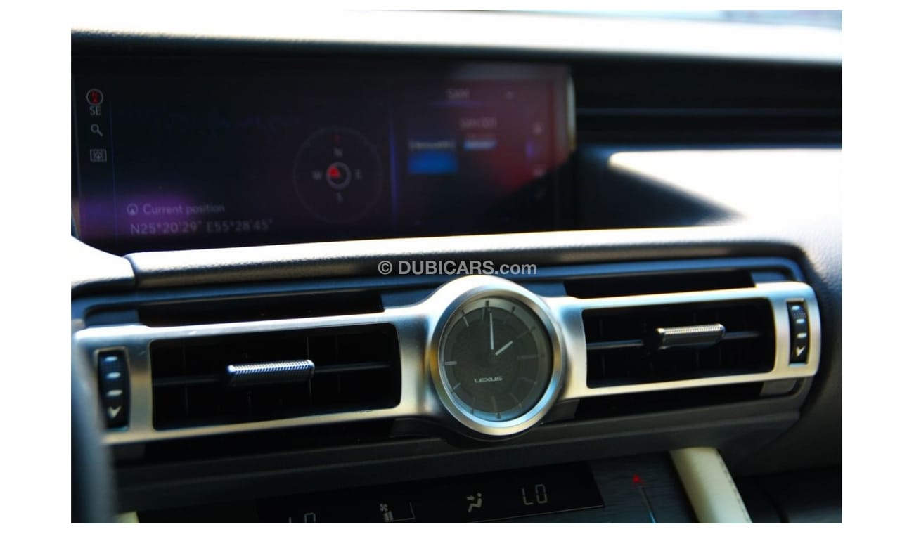 لكزس RC 350 F سبورت