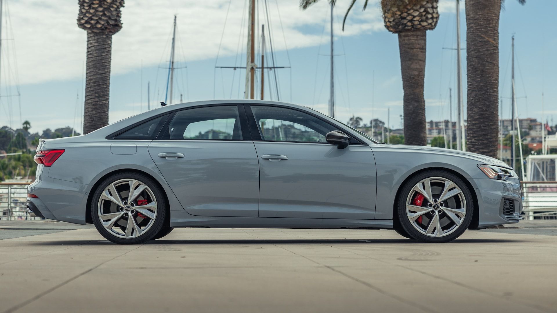 Audi S6 exterior - Side Profile