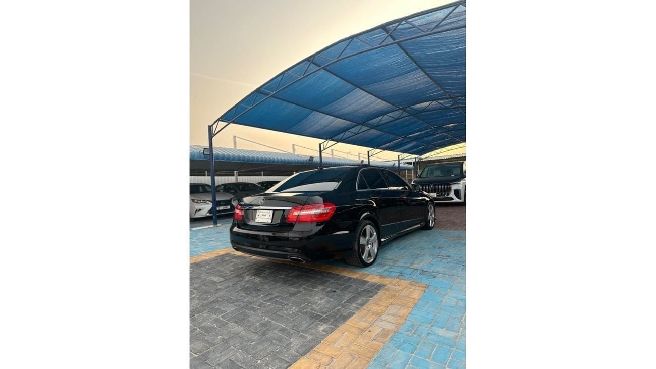 مرسيدس بنز E 350 السيارة بحالة ممتازة مرسيدس بنز 2011 E350 من الداخل جلد أسود دفع ثنائي