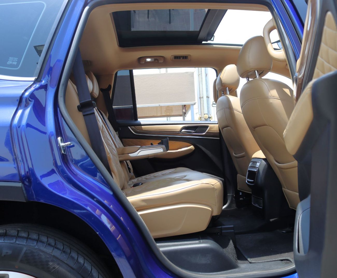 أم جي RX8 LUXURY