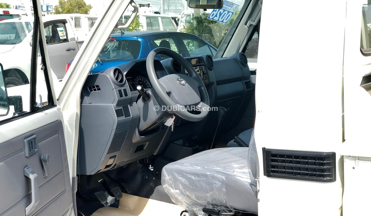 Toyota Land Cruiser Pick Up 4.2L DIESEL 6-CYLINDER  SINGLE CABIN PICKUP 2023