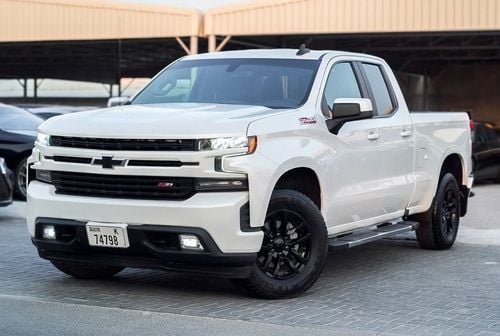 Chevrolet Silverado RST