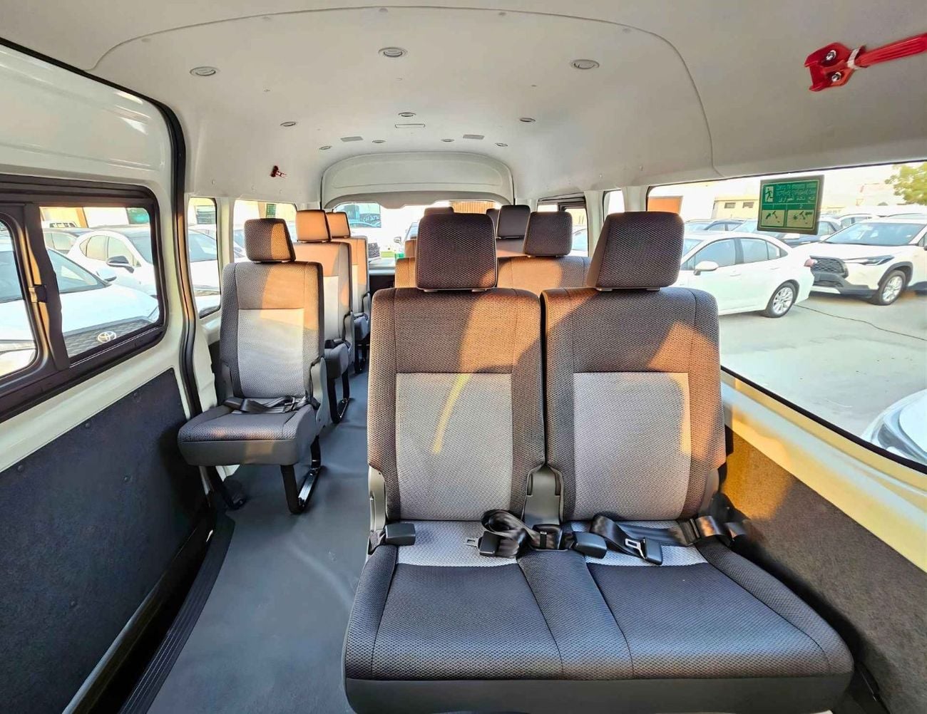 تويوتا هاياس HIGHROOF / 13 SEATER / REAR CAMERA / 3.5L PETROL A/T / BLACK BUMPER (CODE # HPHRAB)