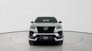 تويوتا فورتونر 4.0 4WD AUTO 7STR VXR RA/RB | شامل الضمان | 0 ﺪﻔﻋﺓ ﺃﻮﻟﻯ
